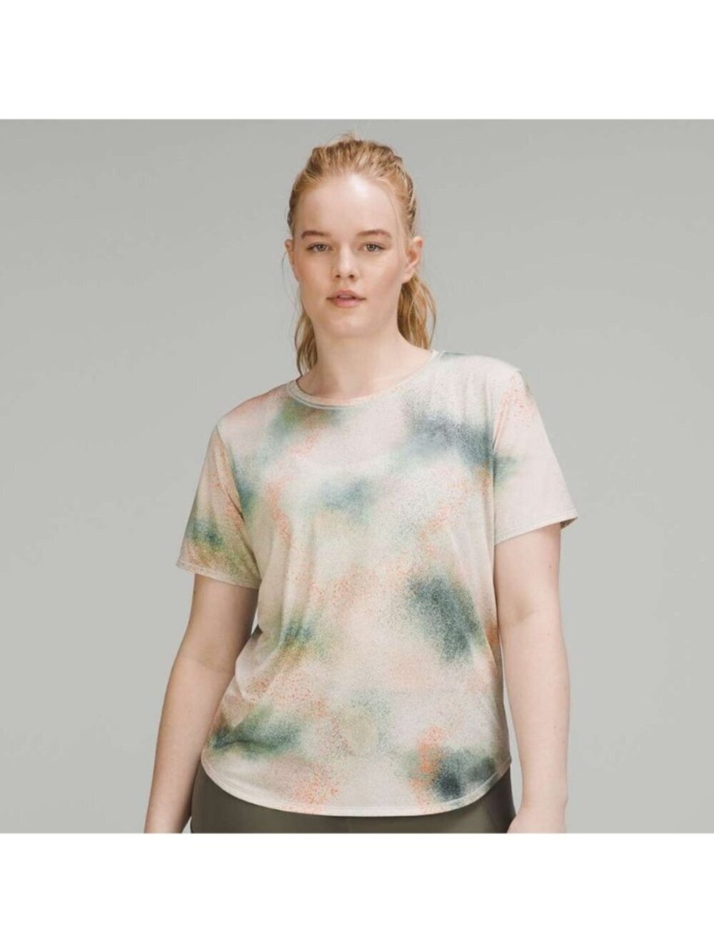 Lululemon High Neck Running and Training T Shirt Spray Camo Sz 2 Pastel